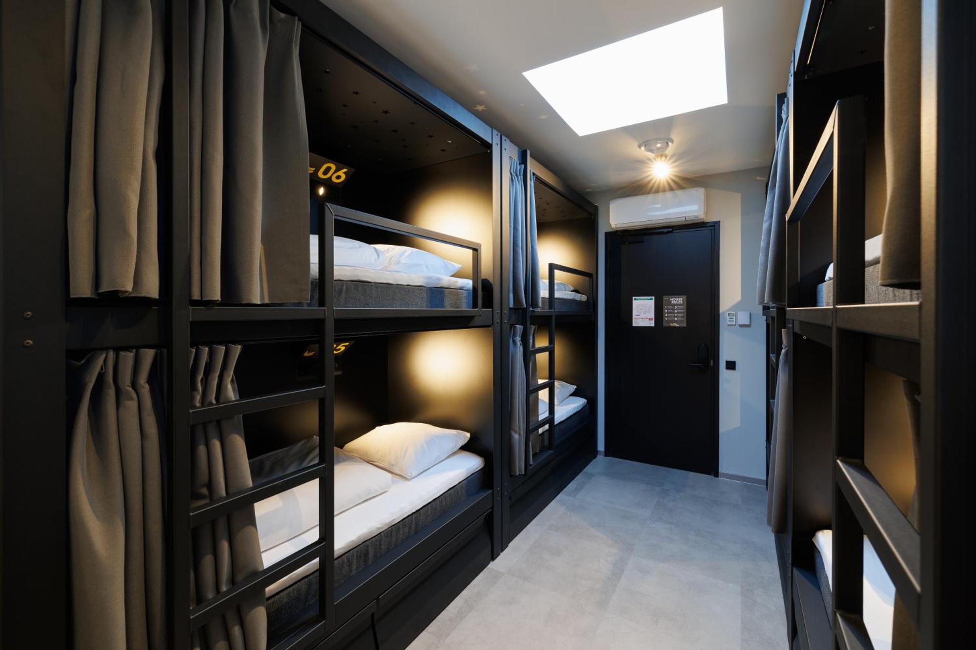 Little Monkey Hostel *